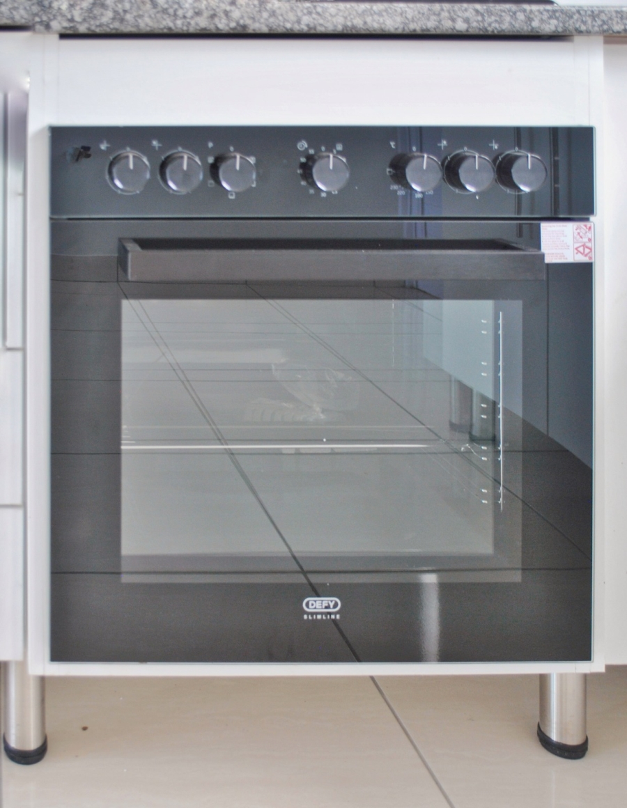 2 Bedroom Property for Sale in Cove Rock Eastern Cape